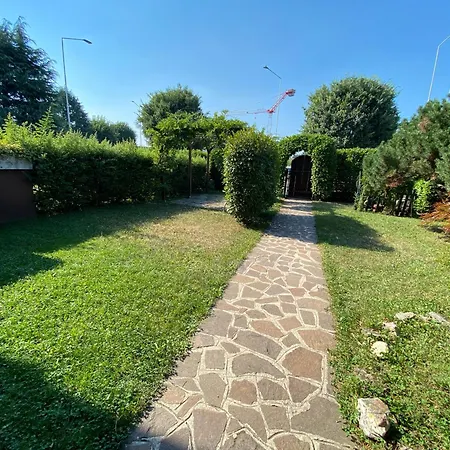 Il Glicine Bianco Bed & Breakfast Azzano San Paolo
